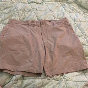 Vineyard  vines 36 Men's Tan Shorts